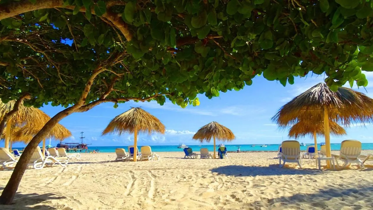 Beach Villas & Apartments Larimar Punta Cana